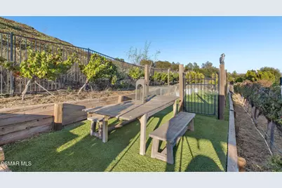 307 Briar Bluff Circle, Thousand Oaks, CA 91360 - Photo 47