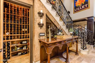 307 Briar Bluff Circle, Thousand Oaks, CA 91360 - Photo 5