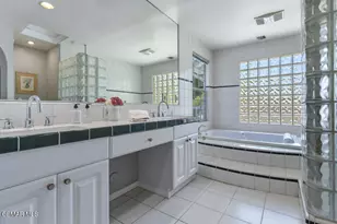 26961 Helmond Dr, Calabasas, CA 91301 - Photo 27