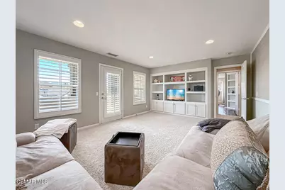 3199 Eaglewood Avenue, Thousand Oaks, CA 91362 - Photo 37