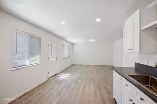 593 Avenida del Platino, Newbury Park, CA 91320 - Photo 5