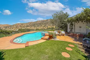 33045 Oracle Hill Rd, Palmdale, CA 93550 - Photo 3