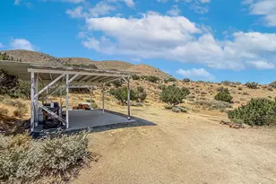 33045 Oracle Hill Rd, Palmdale, CA 93550 - Photo 19