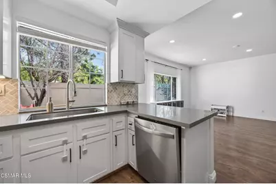 1120 Pan Court, Newbury Park, CA 91320 - Photo 15