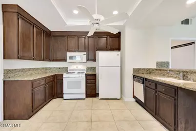275 Ridgeton Lane #A, Simi Valley, CA 93065 - Photo 9