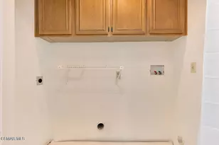 275 Ridgeton Ln, Simi Valley, CA 93065 - Photo 23