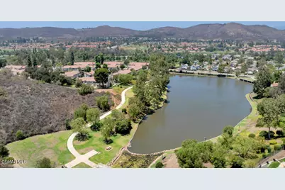 275 Ridgeton Lane #A, Simi Valley, CA 93065 - Photo 37