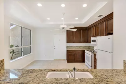 275 Ridgeton Lane #A, Simi Valley, CA 93065 - Photo 11