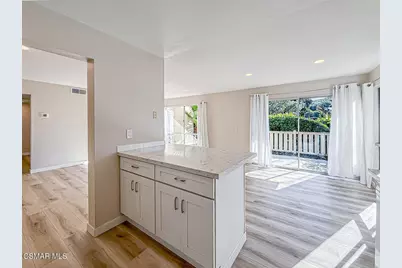 291 Sequoia Court #17, Thousand Oaks, CA 91360 - Photo 11