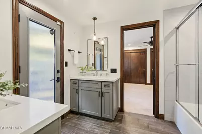 1201 Ridgecrest Place, Westlake Village, CA 91362 - Photo 27
