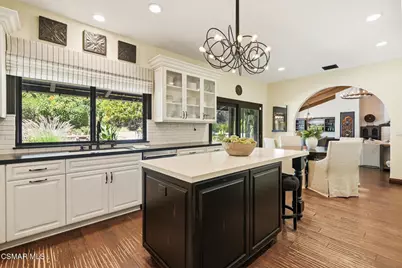 1201 Ridgecrest Place, Westlake Village, CA 91362 - Photo 9
