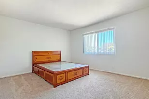 2401 El Portal Way, Oxnard, CA 93035 - Photo 31