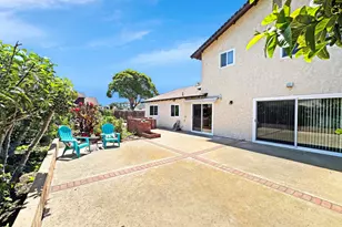 2401 El Portal Way, Oxnard, CA 93035 - Photo 43
