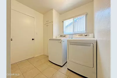 2401 El Portal Way, Oxnard, CA 93035 - Photo 19