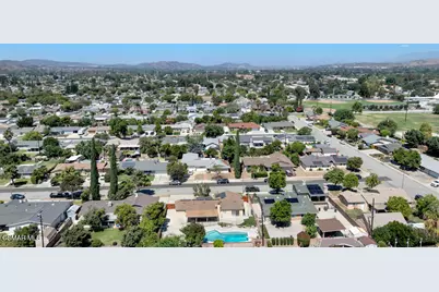 1556 Glacier Street, Simi Valley, CA 93063 - Photo 47