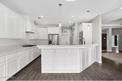 12407 Trackside Drive, Bakersfield, CA 93312 - Photo 13