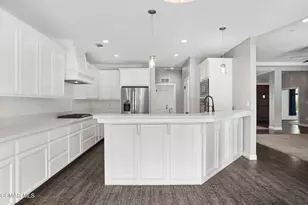 12407 Trackside Dr, Bakersfield, CA 93312 - Photo 13
