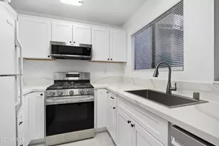 2304 Archwood Ln, Simi Valley, CA 93063 - Photo 5