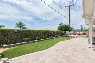 989 N Planetree Ave, Simi Valley, CA 93065 - Photo 17