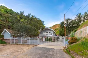 12141 Wildwood Trail, Kagel Canyon, CA 91342 - Photo 13