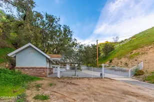 12141 Wildwood Trail, Kagel Canyon, CA 91342 - Photo 15