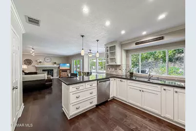 3262 Futura, Thousand Oaks, CA 91362 - Photo 15