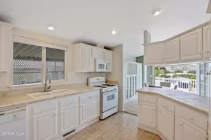 1 Christina Ave, Camarillo, CA 93012 - Photo 23