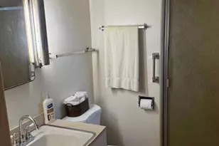 2109 N Lincoln St, Burbank, CA 91504 - Photo 17