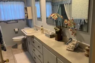 2109 N Lincoln St, Burbank, CA 91504 - Photo 13