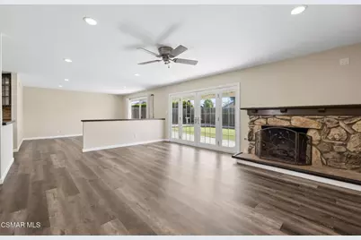 2066 Dwight Avenue, Camarillo, CA 93010 - Photo 15