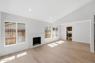 206 Cedar Heights Dr, Thousand Oaks, CA 91360 - Photo 3