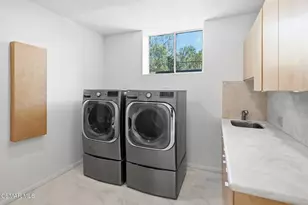 419 Helga Ct, Newbury Park, CA 91320 - Photo 21