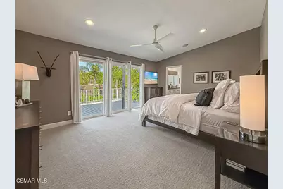 687 Stonebrook Street, Simi Valley, CA 93065 - Photo 47