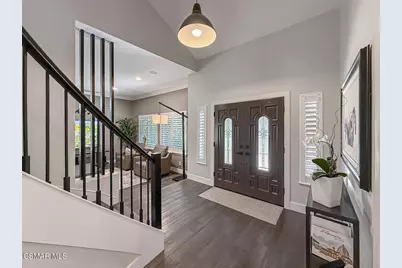 687 Stonebrook Street, Simi Valley, CA 93065 - Photo 9