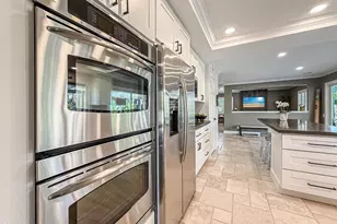 687 Stonebrook St, Simi Valley, CA 93065 - Photo 27