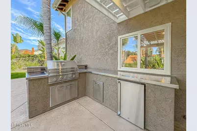 687 Stonebrook Street, Simi Valley, CA 93065 - Photo 69