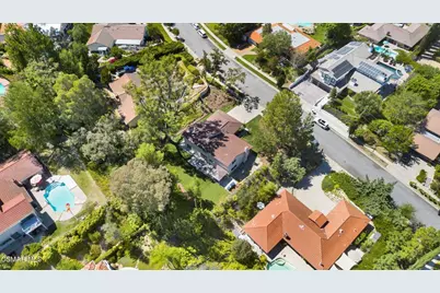22460 Cairnloch Street, Calabasas, CA 91302 - Photo 27