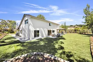 22460 Cairnloch St, Calabasas, CA 91302 - Photo 23