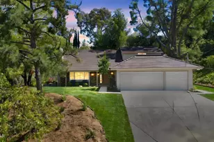 22460 Cairnloch St, Calabasas, CA 91302 - Photo 3