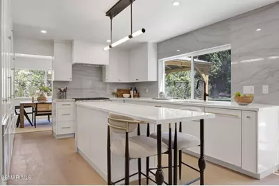 22460 Cairnloch Street, Calabasas, CA 91302 - Photo 7