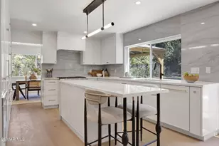 22460 Cairnloch St, Calabasas, CA 91302 - Photo 7