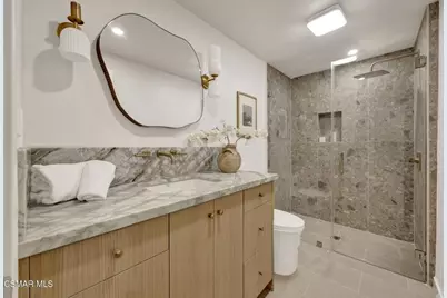 22460 Cairnloch Street, Calabasas, CA 91302 - Photo 15