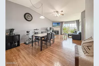 2913 Antonio Drive #304, Camarillo, CA 93010 - Photo 3