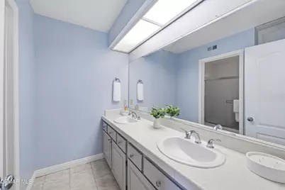 5377 Evanwood Avenue, Oak Park, CA 91377 - Photo 35
