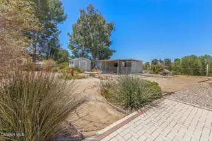 219 Meadow Mist Ct, Simi Valley, CA 93065 - Photo 11