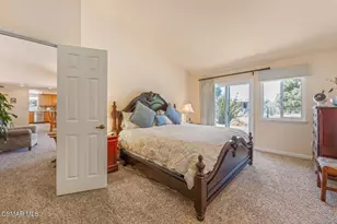 219 Meadow Mist Ct, Simi Valley, CA 93065 - Photo 35