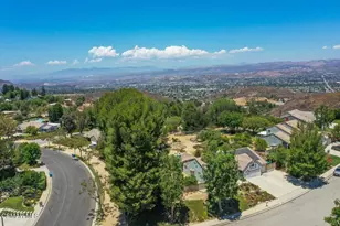 219 Meadow Mist Ct, Simi Valley, CA 93065 - Photo 17