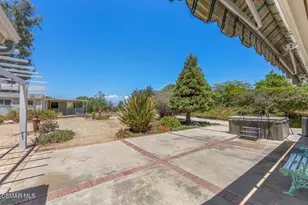 219 Meadow Mist Ct, Simi Valley, CA 93065 - Photo 13