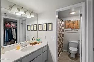 631 Oak Run Trail, Oak Park, CA 91377 - Photo 9