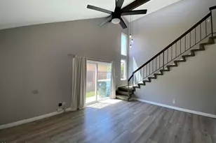 161 Green Glade Ct, Camarillo, CA 93010 - Photo 9